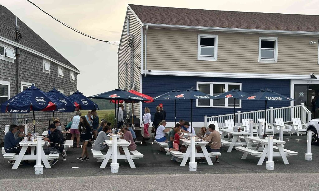 Wells Beach Lobster Pound Picnic Tables