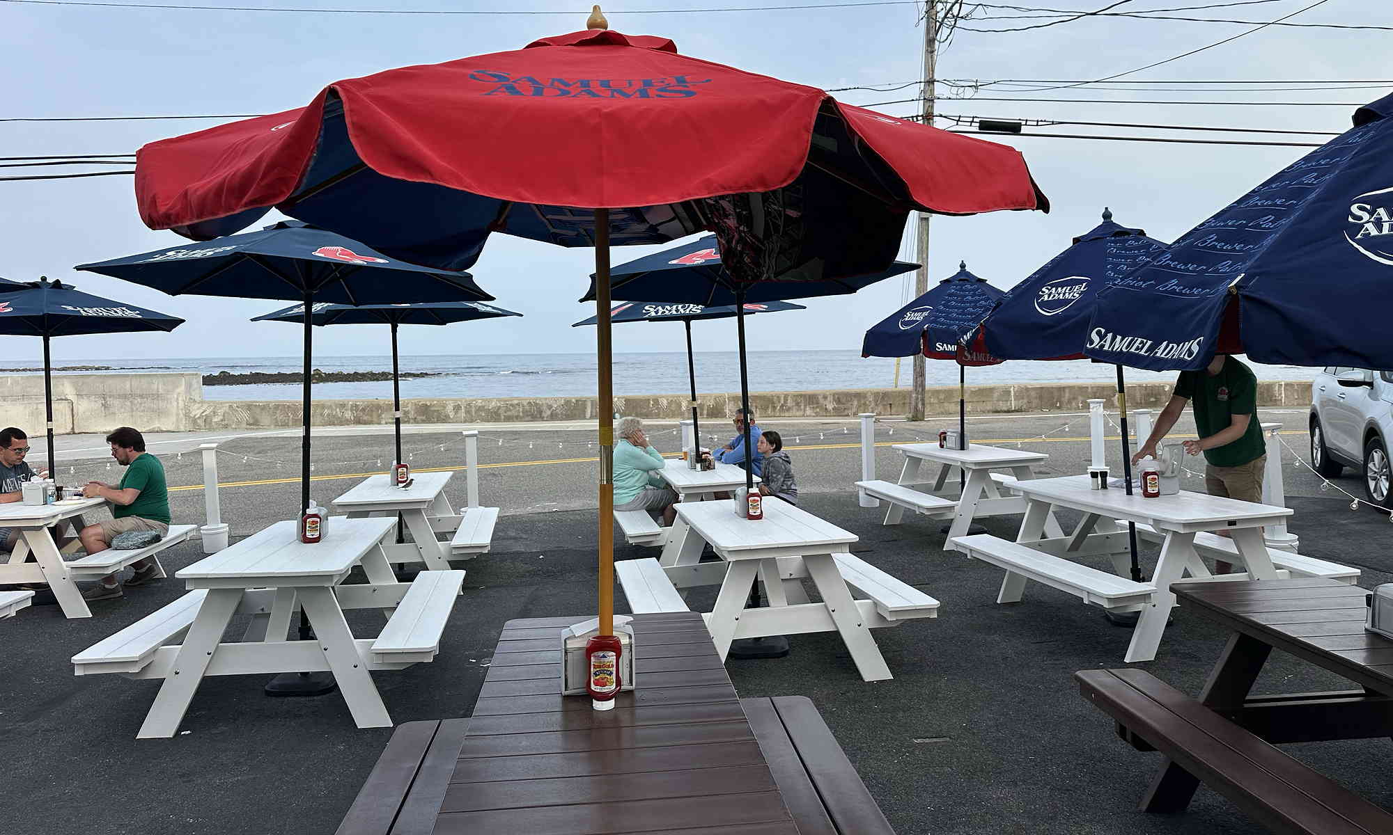 Wells Beach Lobster Pound Outdoor Seating